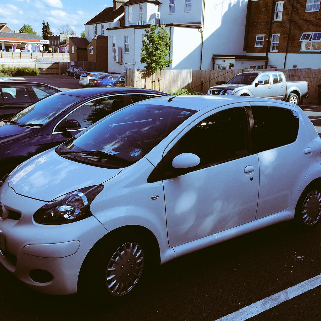 JayVJohnston's tweet image. My first car! 😅😅😅 #bigmanproblems #Toyota #aygo #smallcar