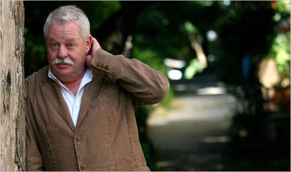 Happy Birthday Mr. Armistead Maupin! Wishing you many more years of joy, amusement and wonder! 
