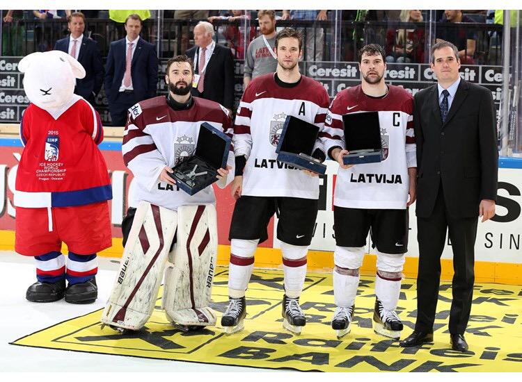 Kad būs iespējama cilvēku klonēšana, tad zinat, kuri būs tie trīs pirmie, kurus noteikti vajadzēs klonēt! #IIHFLAT