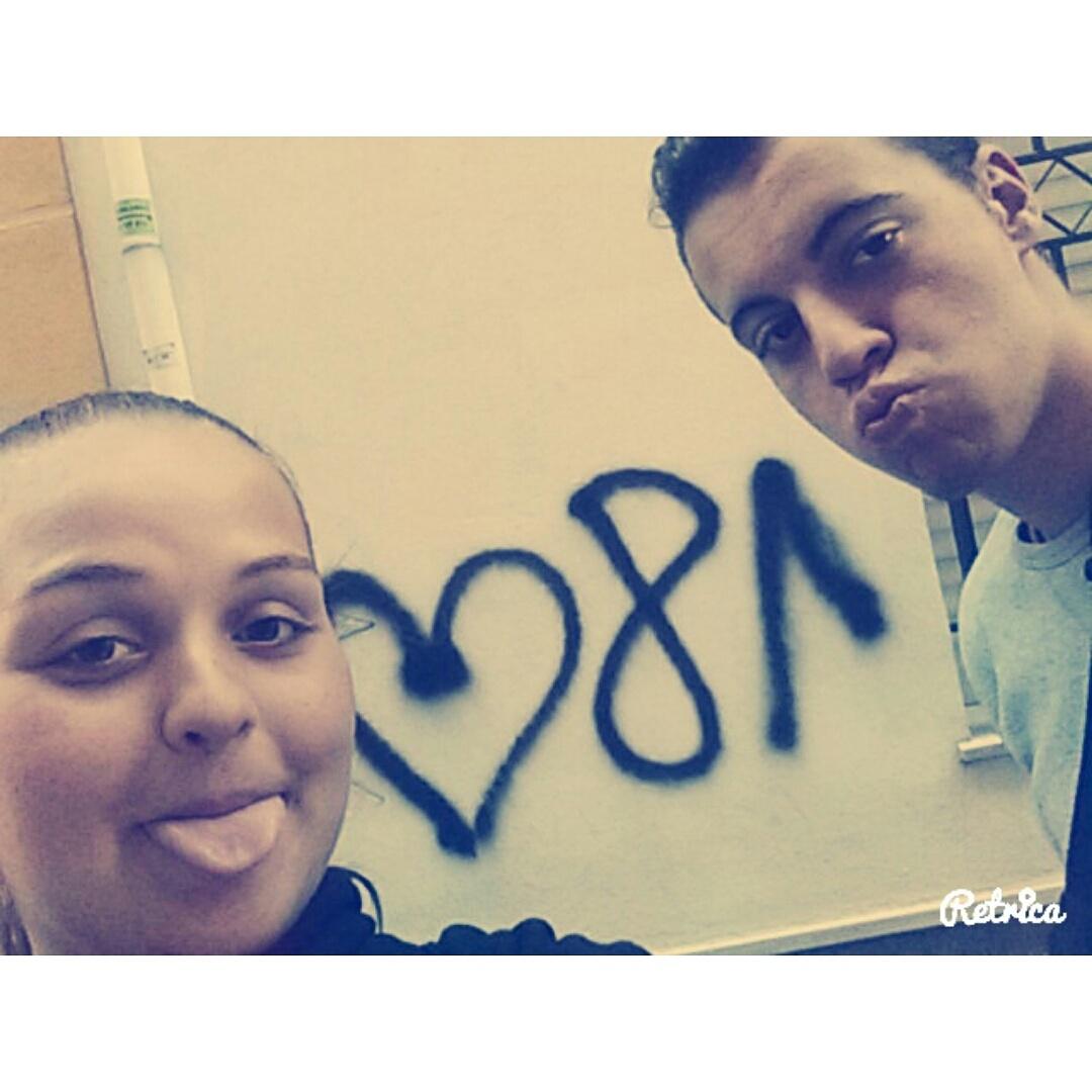 AK47alberto's tweet photo. @MarinaAvalos9  teqiero guapaa http://t.co/4S29x00sOj