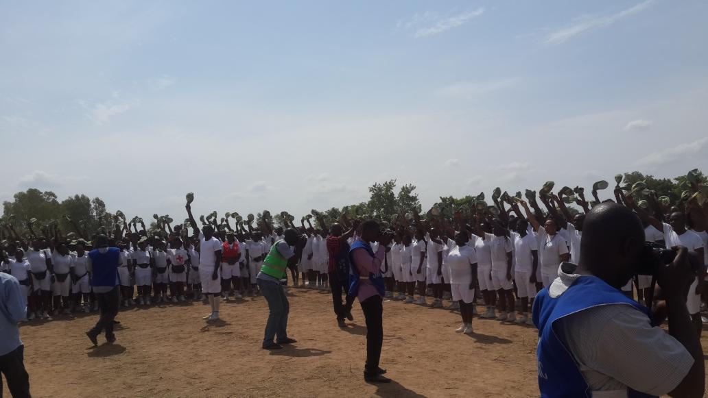 nysc_ng's tweet photo. Taraba State 2015A CMs giving our amiable DG 3 hearty cheers #NYSCDGCampTour15A @waziriadio @MetropoleMag @KopasTales http://t.co/KzC2dzkrmo