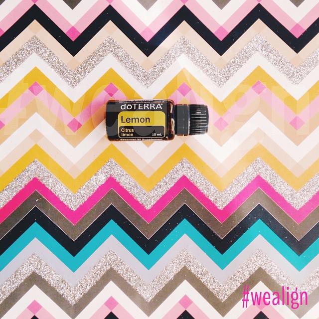 EssentialUses's tweet image. Yum. Yum. Yum. A little #lemon from @doterra in my H2O today! 🍋💦 #wealign by #WeAlignUtah ift.tt/1adADnB