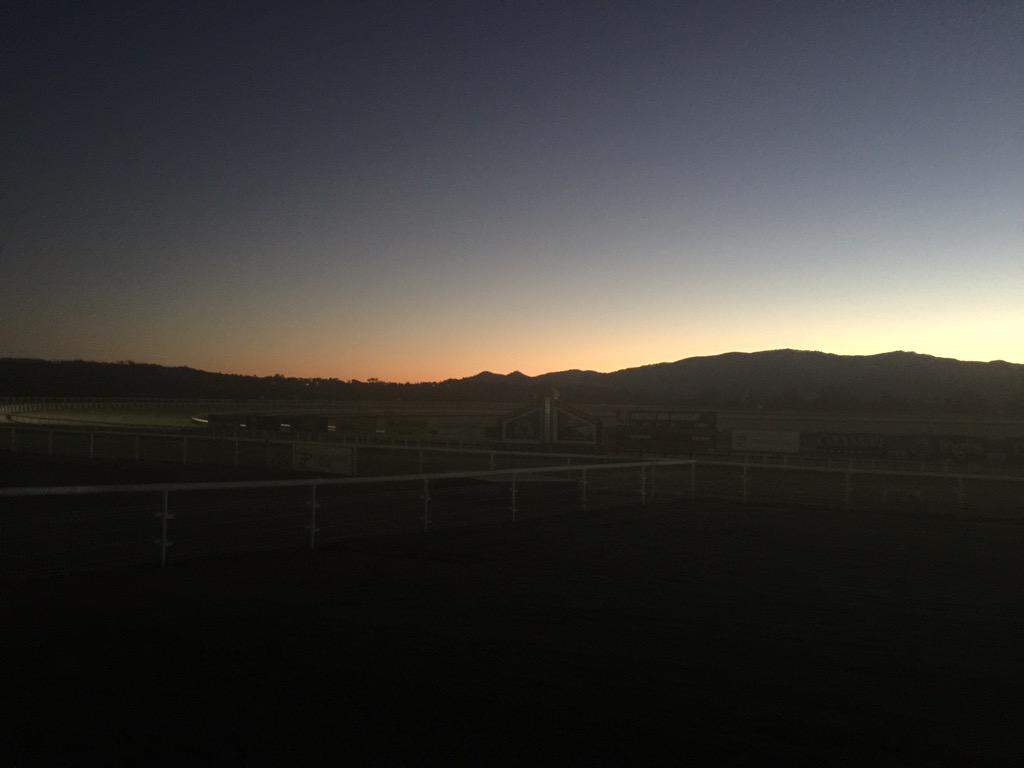 sconeraceclub's tweet photo. The sun is about to rise on Cup eve. One more sleep to go! #excited #funtimestocome http://t.co/3V1RmxBaZF