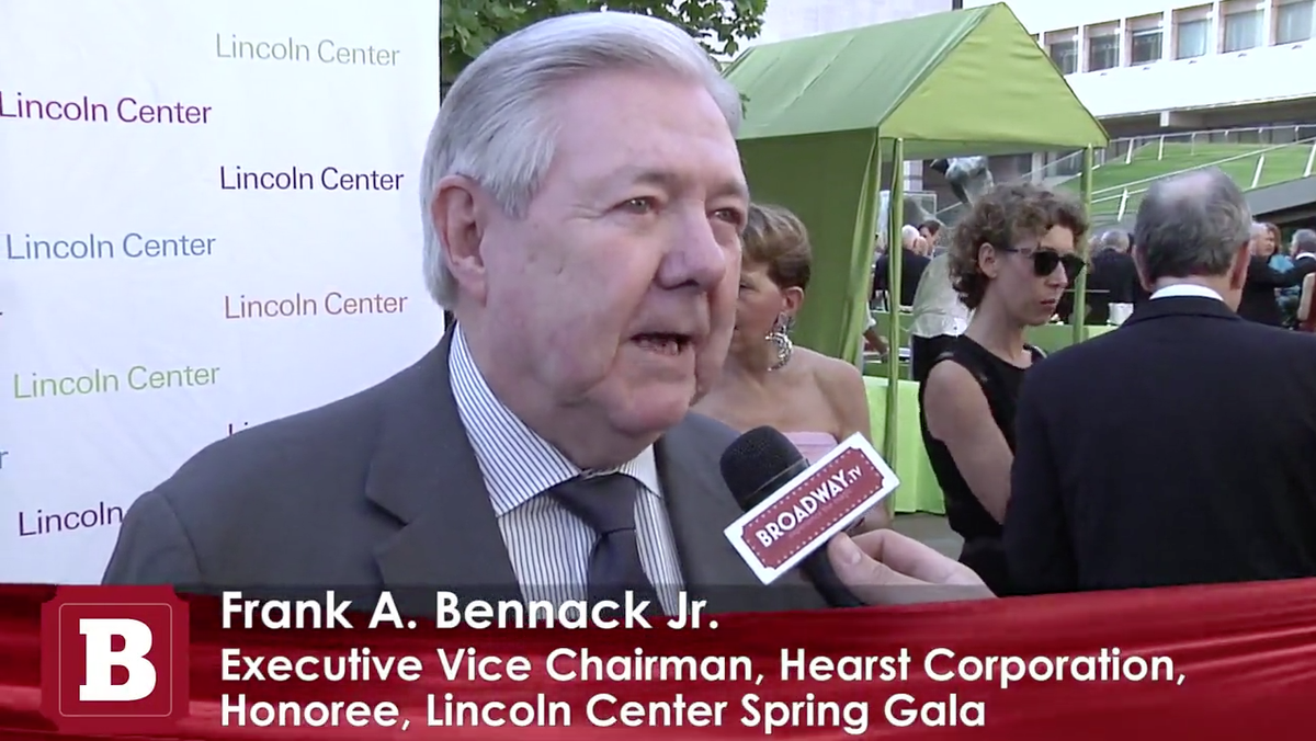 BroadwayTeeVee's tweet photo. #Video | @LincolnCenter Celebrates @HearstCorp. $1.2B Raised to Advance the #Arts. Watch Here: http://t.co/nw8VtMSc6u http://t.co/u7W6ZsH8Gx