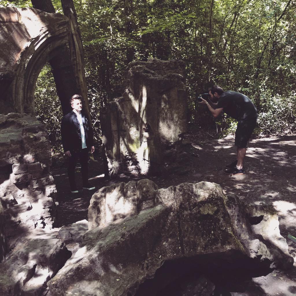LeoStannard's tweet photo. Went exploring with @aronkleinphoto for my first photoshoot of 2015 http://t.co/6voexlhs5P