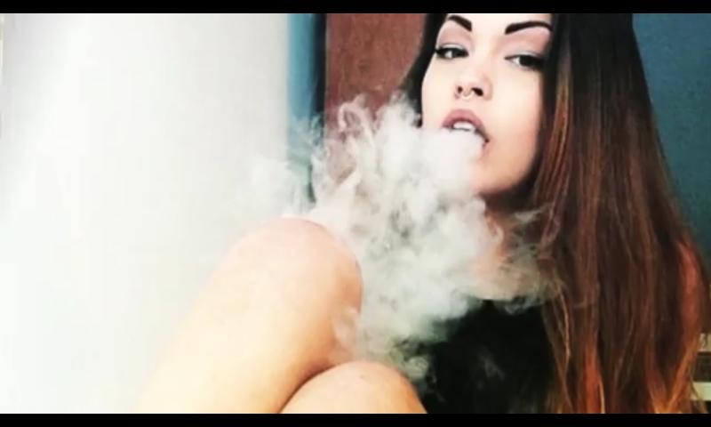 BayEvents33's tweet image. Sexy Stoners youtu.be/2SOAnfRelcE #420 #weedandwomen #weedtweet #WeedEnergy #weeds #WeedSquad #haborside