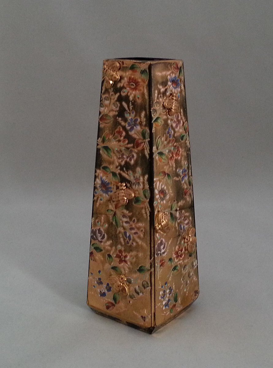 WOW: Moser Black Amethyst Gold Mirror Finish Enameled Vase Applied Bees Just Listed For Sale: allantiqueglass.com/moser-glass-bl…