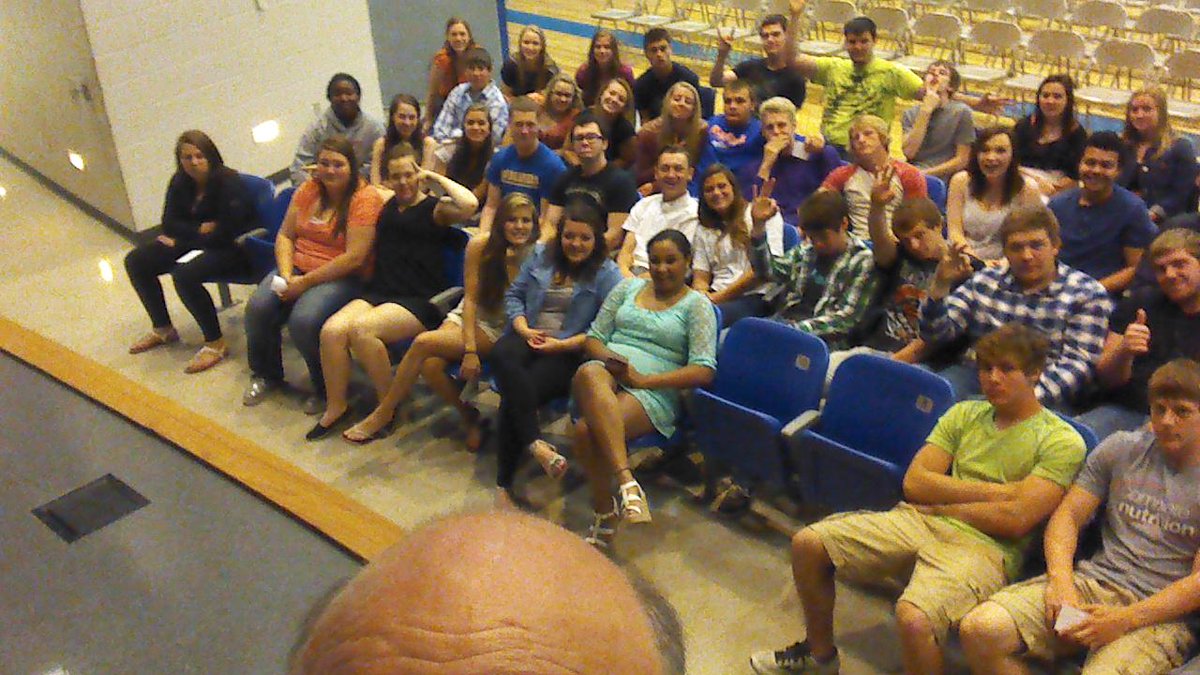 WiltonJrSrHigh's tweet photo. Senior selfie with the principal. He is hiding somewhere in the picture with the seniors. #seniors2015 http://t.co/BwN1Z4P1K4