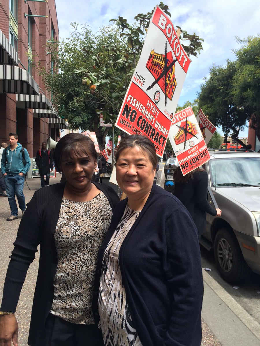 UniteHereL2's tweet photo. @UniteHereLocal2 leaders and Pier 2620 housekeeping in solidarity with @SFHyattAtWharf workers today! #SoNotSF http://t.co/H3hUvXZ3Dm
