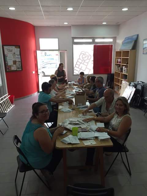 psoeconil's tweet photo. 11 DIAS PARA EL CAMBIO  #NosUneConil #TransformemosJuntosConil #SaludCamachoAlcaldesa #VotaPsoe http://t.co/zaa42UkVrj