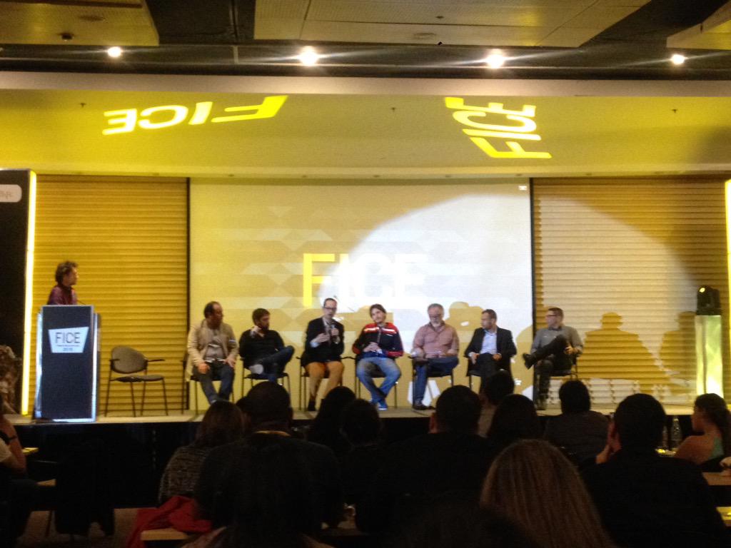 LINAMARIAGON's tweet image. En este momento el gran foro de estrategia en el #Fice2015 con siete ponentes internacionales. Tesos! @FICEFestivales