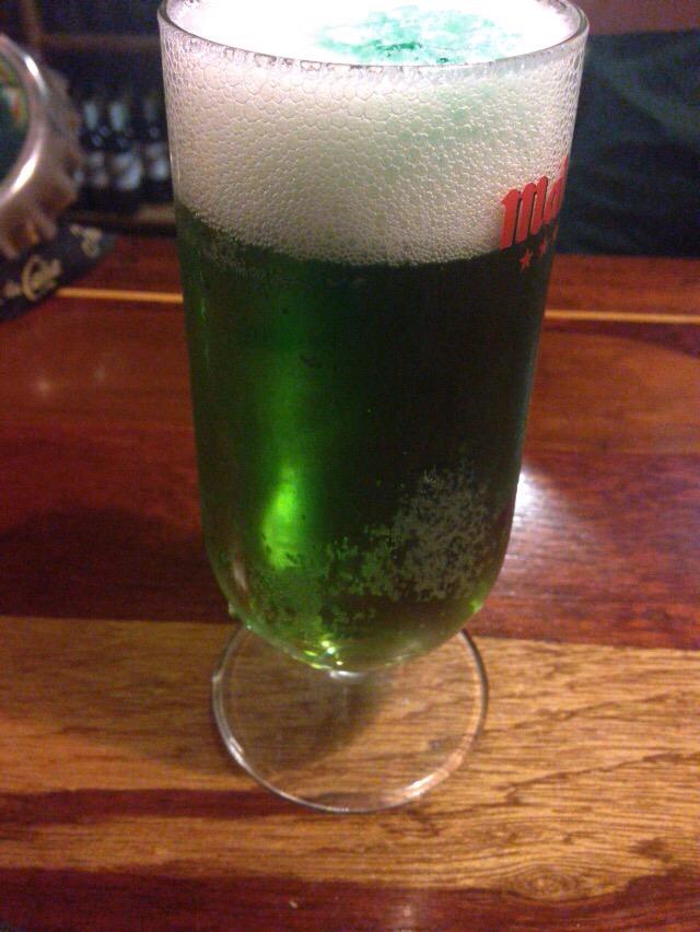 CandyNatrix's tweet image. Hoy se sale, pero de tranquis. #beer