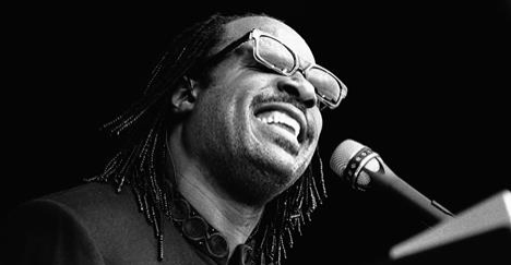 Happy 65th birthday Stevie Wonder! Find out why he is one of the greatest singers of all time:  