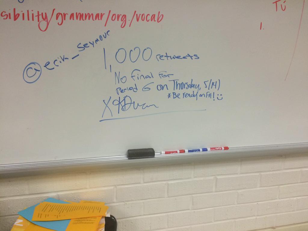 MLCoachDuran's tweet photo. So, this happened. #APNerds #expertnegotiators http://t.co/xAZ5gJszn7