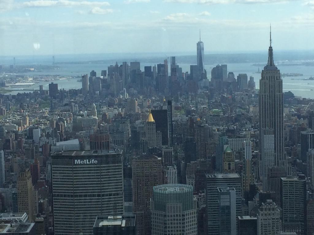 AndrewLaFleur's tweet photo. I can't believe I'm looking down on the Empire State Building. Surreal #150redpath @FreedCorp http://t.co/S3JHfehX1b