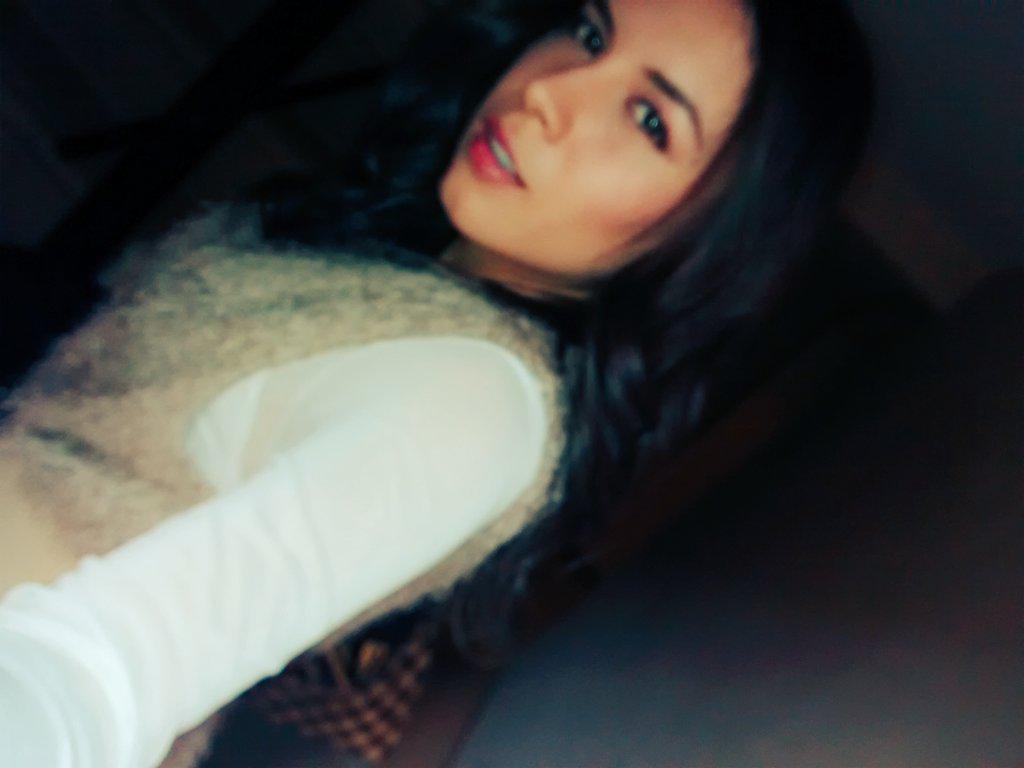 Michelle_9131's tweet photo. #CastingMode http://t.co/ZBGblJZQZI