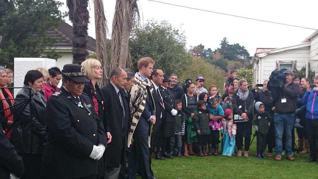 KensingtonRoyal's tweet image. The pōwhiri welcomes Prince Harry to Putiki Marae #RoyalVisitNZ