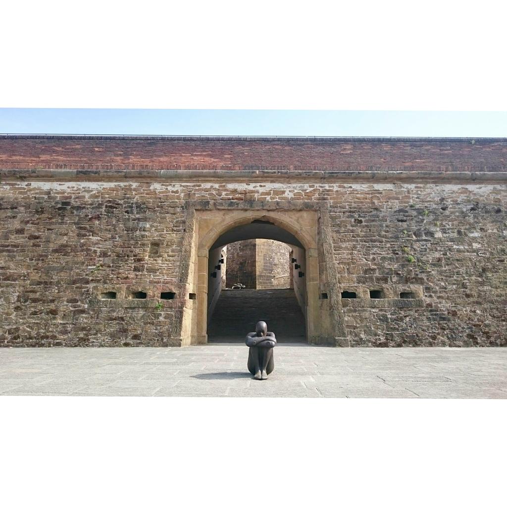 SaBe89's tweet photo. Simmetrie. #AntonyGormley #ForteBelvedere http://t.co/jc0jesAlLp