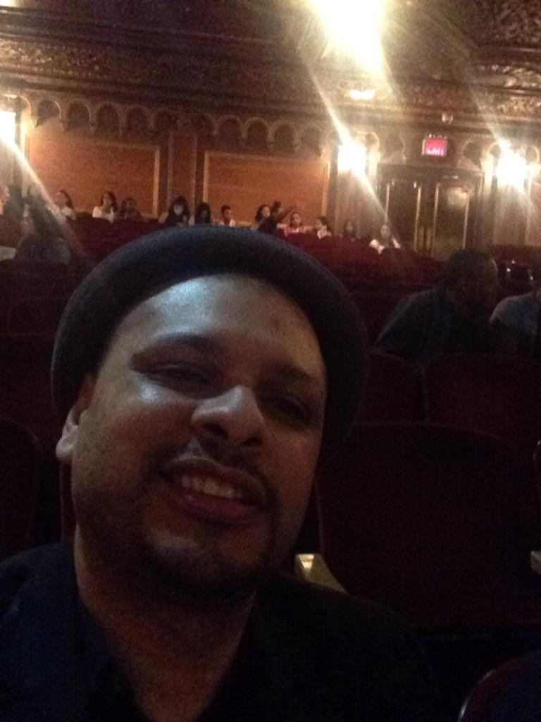 TheCupcakeKings's tweet photo. #UAF2015 #packthepalace http://t.co/WgK7bxszFJ