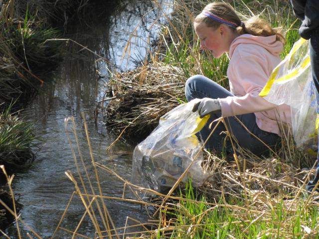 Join us for a morning of fun work taking care of #LVLD waterways at a Waterway Clean-up event; ci.loveland.co.us/index.aspx?pag…