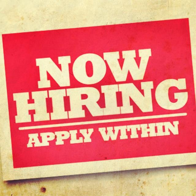 LandmarkCL's tweet image. We are currently looking for new servers! Come in and fill out an application! #nowhiring #helpwanted #landmark