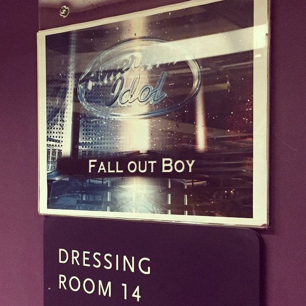 falloutboy's tweet photo. this is happening tonight. watch @AmericanIdol at 8/7c on @FOXTV #IdolFinale http://t.co/YpZa0tpgkU