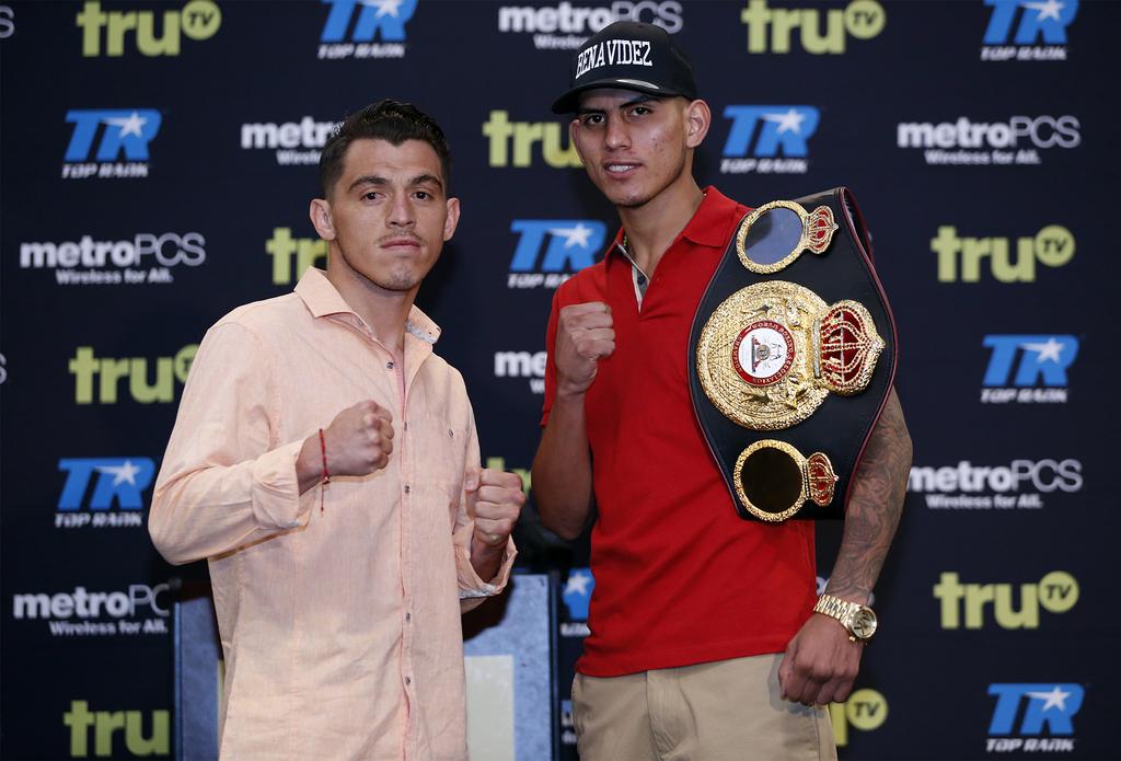trboxing's tweet photo. That's it for the presser, folks. Look out for these boys at 10p ET Friday on @truTV LIVE from the @USAirwaysCenter. http://t.co/RtUQ0a3vjt