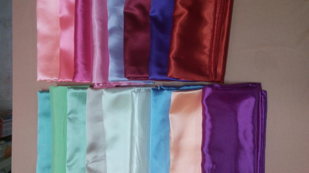 CintaGaleri's tweet photo. Bawal satin RM10 sehelai, 3 helai ke atas RM9. Excl Postage. http://t.co/F2pvhTyv8a