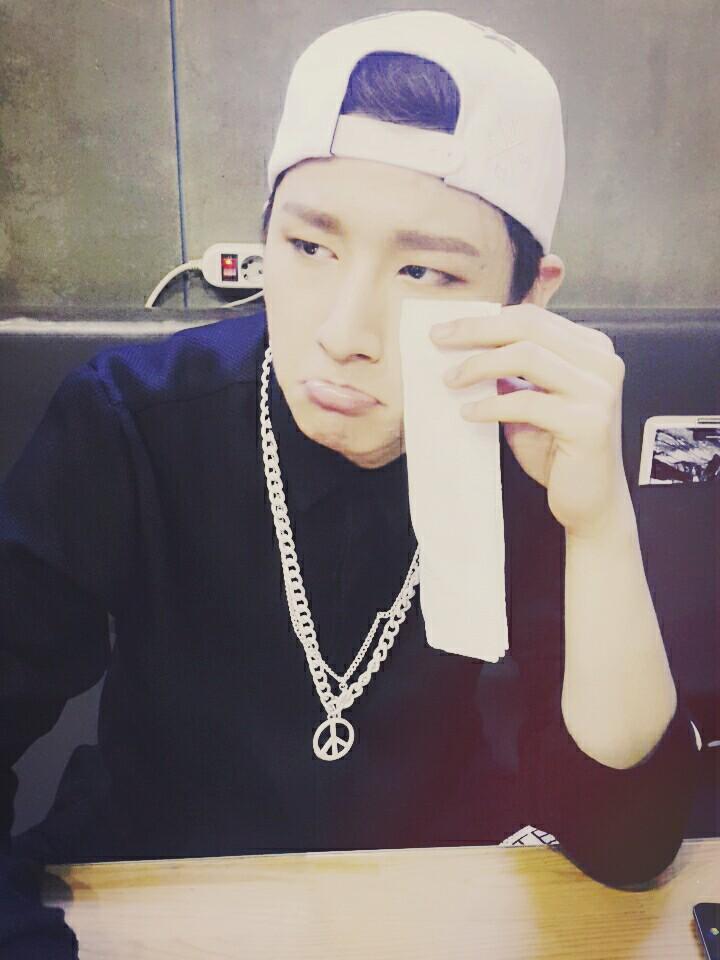 OfficialMONSTAX's tweet photo. [#아이엠] 워섭 드디어 저희 #몬스타엑스 가 오늘 5월 14일 영광적인 데뷔를합니다!  #무단침입 많이 들어주세요! #MONSTAX #MONSTA_X https://t.co/HYdZ5aTBsq http://t.co/tkL3dS3y4u