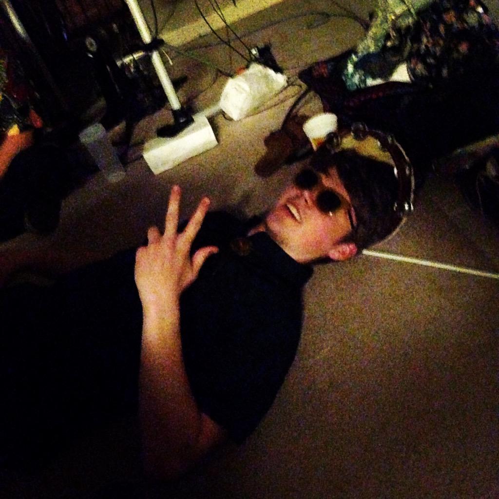 waxdreamband's tweet photo. @MichaelBlake_ was nursing a full #bosner after the show Sunday http://t.co/MoH3Hfbd5I