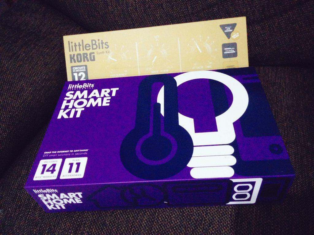 MakerspaceBKS's tweet photo. Tambahan modul #littleBits di #MakerspaceBKS :) #smarthomekit #KORGsynthkit http://t.co/X2gBTQj2gl