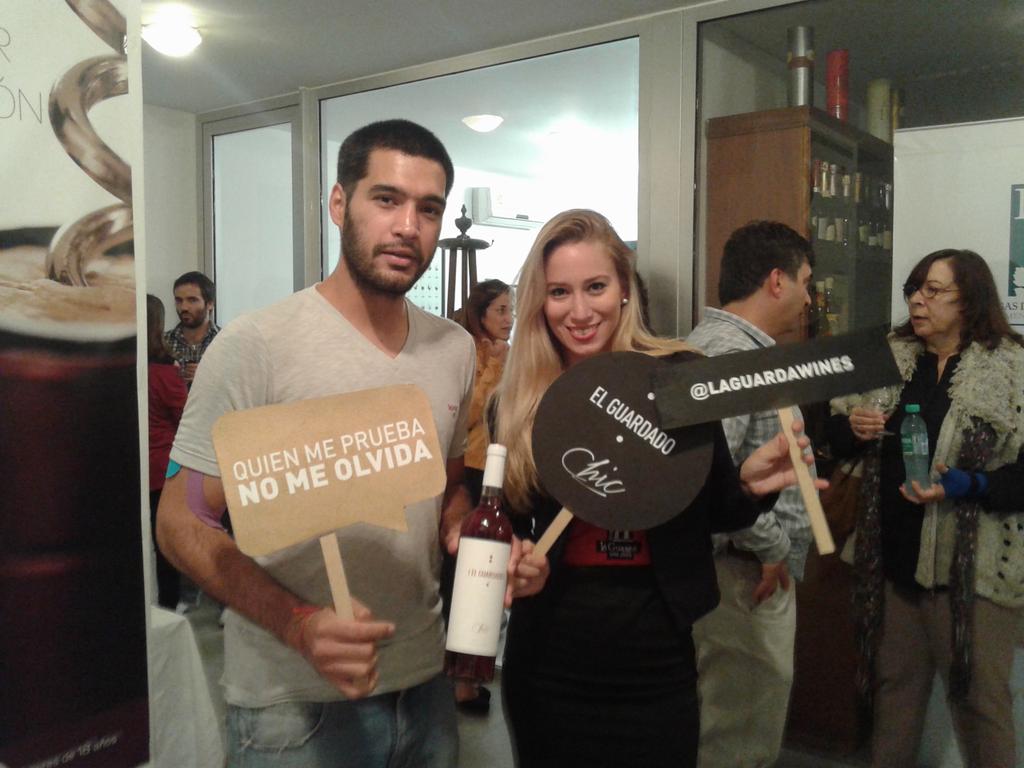 taninosarg's tweet photo. disfrutando de @laguardawines en #AWHack http://t.co/ujPepSXusV
