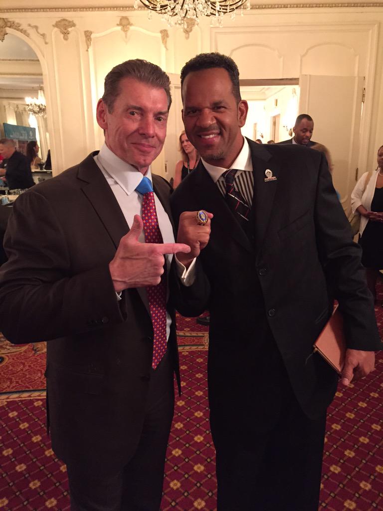 More Vince McMahon Photos from HOF Ceremony, WWE Superstar Turns 30, NXT Superstars Take Over Inbox CE7E_LjUMAAni0o