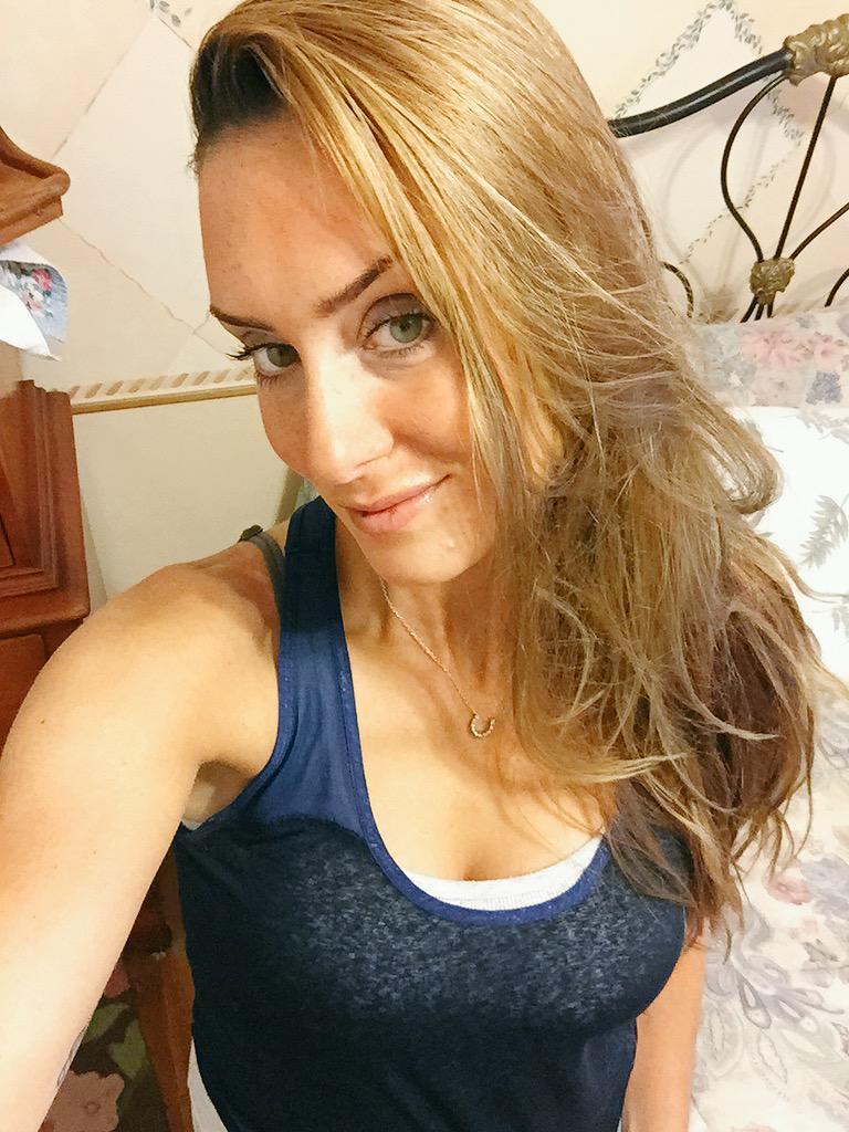 #blondeshavemorefun #anomalee 😘