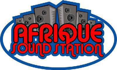 SKELLYLOPROZ's tweet photo. http://t.co/y3XUVIKClx Listen to our new Spring mix its WICKED!!! @djnorie @twochuneying http://t.co/NmrW0ZoI0u