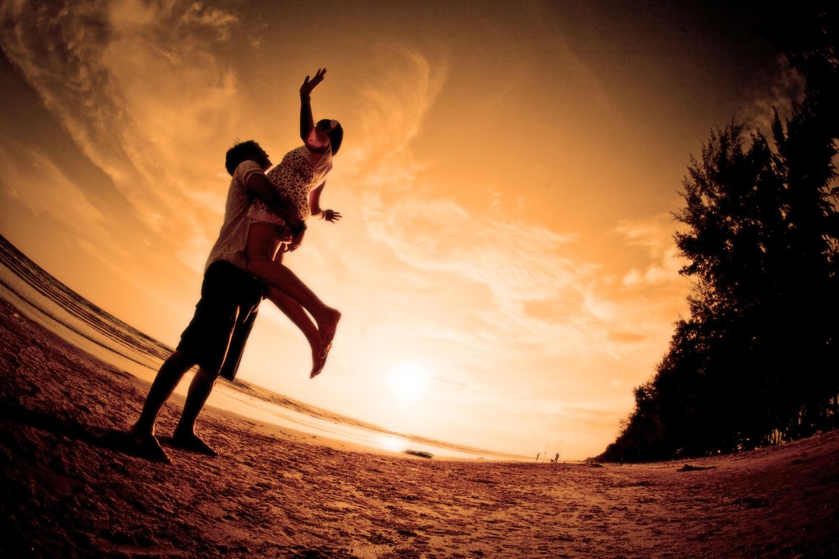 Shitubeesayin's tweet photo. 48 THINGS YOU SHOULD PROBABLY THANK YOUR BOYFRIEND FOR >>  👉👉 http://t.co/LmjFTqZwt8 < 😉😘😉😍 http://t.co/TVIu2P1qSf