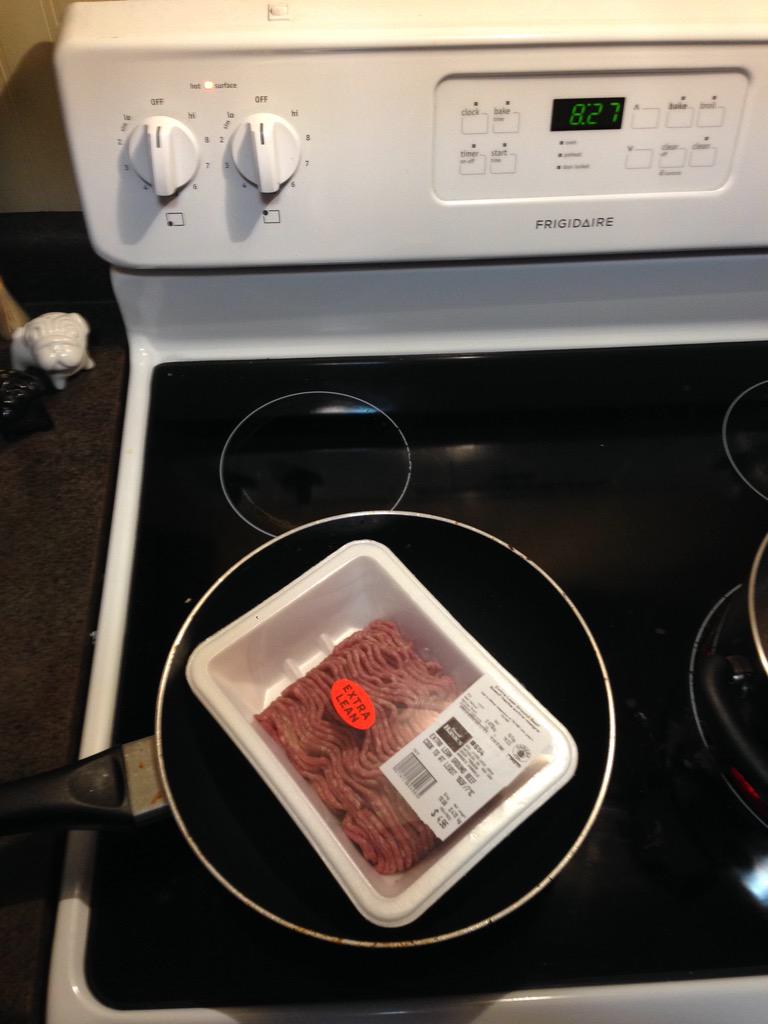 JoshWang5's tweet photo. Jordana told me to put the ground beef in the pan. Done. ✔️ http://t.co/ls2zHPX9mq