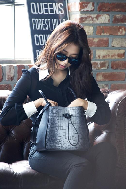 Star_MeU's tweet photo. Shinhye looks a lot more mature this year #itsaplus http://t.co/qPHGsFo7ZX