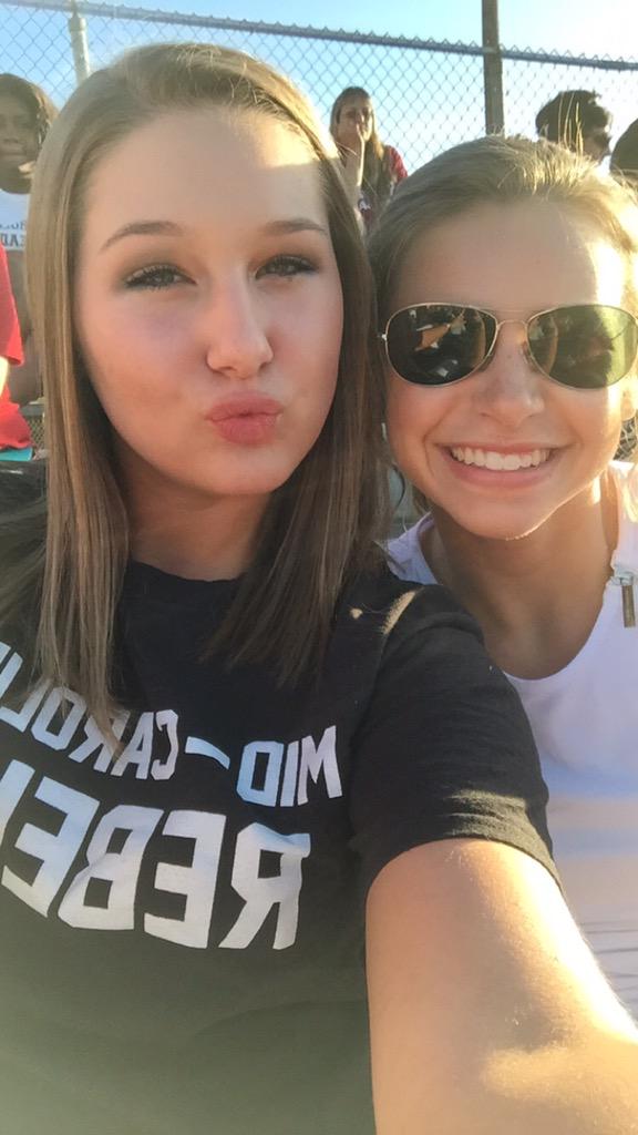 abbs4pres's tweet photo. Helping Stuco at Sonic Night and supporting Rebel baseball all in one night #VoteAbby http://t.co/ay5MnX0ZlL