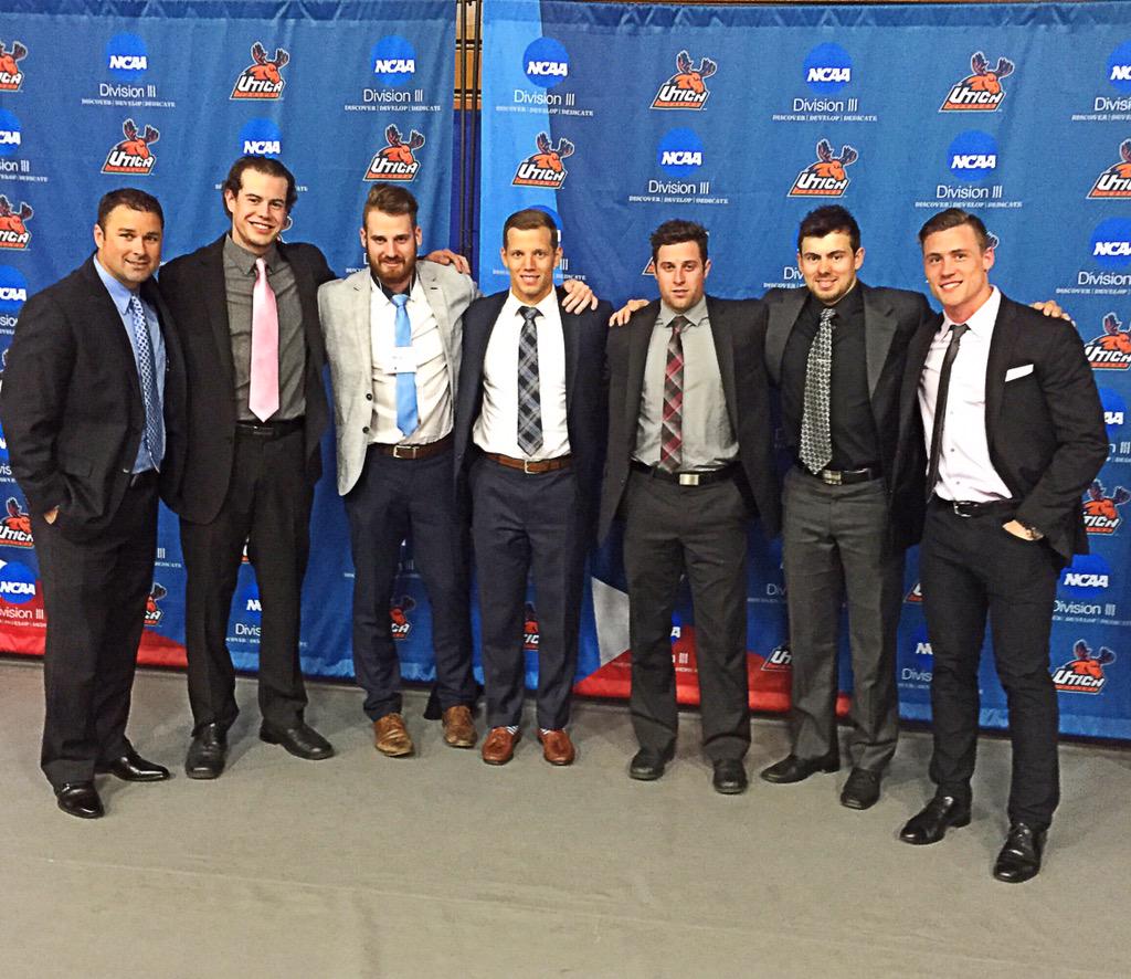 Edzo16's tweet photo. Thx to our seniors for their hard work &amp; dedication to our program. Great night at the Senior Banquet. #PayThePrice http://t.co/gfwBNN9FKr