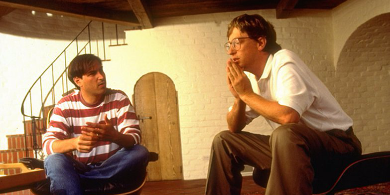 BusinessInsider's tweet image. The one thing Bill Gates understood immediately but took 20 years for Steve Jobs to realize read.bi/1Jf4aLC