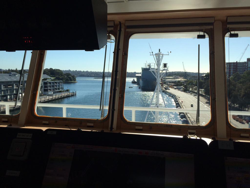 DrEmmaLJohnston's tweet photo. Selfie on the bridge of the #RVInvestigator - SITTING in the Captain's seat of my favourite ship! #csirogram http://t.co/wEftoktrEZ
