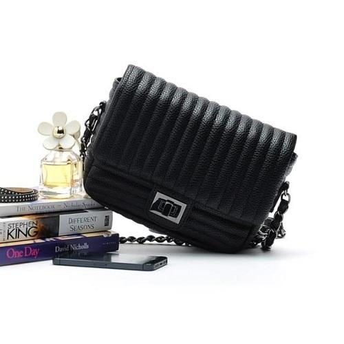 BT667 Black Material PU size 14x23x7 Bag Mouth Clip Weight 500g Price Rp 237.000 "