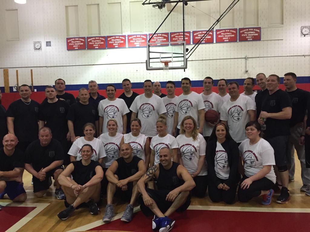 eviggiani80's tweet photo. @SecaucusPSD vs. #SECAUCUSPD  #DAREfundraiser 
Thanks #spectrumworks for the awesome shirts
 @RobPresuto @DrTufaro http://t.co/F9WezTKnak