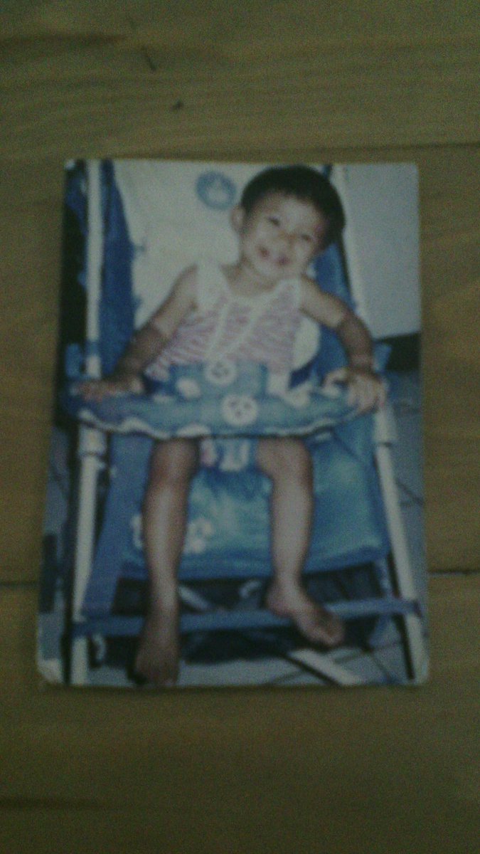 AyuWanda56's tweet photo. Dulu aku jenis kelamin laki-laki tpi skrg skrg aku jenis kelamin perempuan :o
Sejak Kecil saya udah sunat yah:'( http://t.co/xuOuUz7bFc
