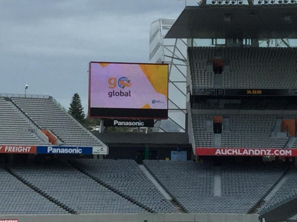 DavidFoleyNZ's tweet image. #NZGoGlobal on the big screen at Mt. Eden