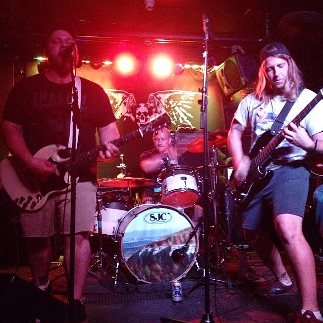 Punknews's tweet photo. After The Fall live at The Acheron. Brooklyn, NY. https://t.co/P4FMwtOcNb http://t.co/IFe8mEfoSq