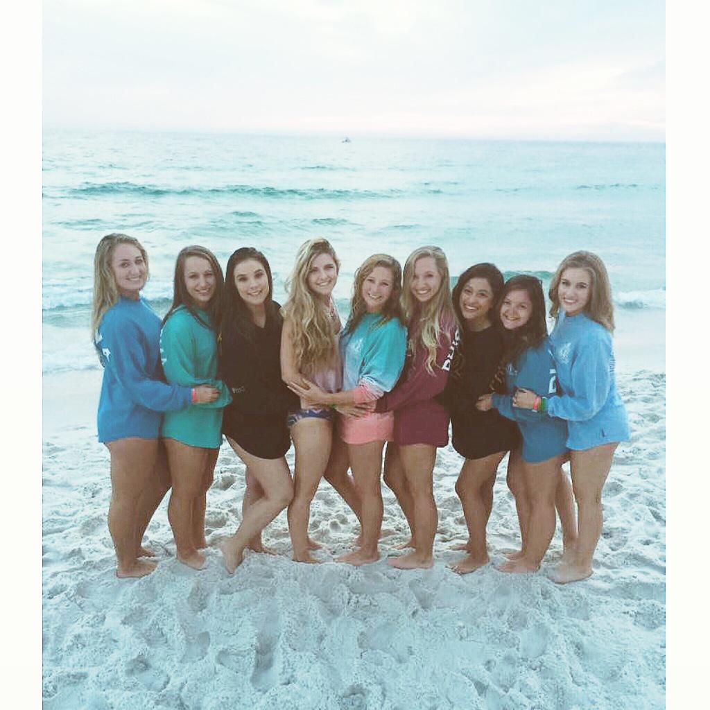 ShaniAlexis's tweet image. #RIPPCB glad I got to experience you on your last year. It was real. Real fun. 😘 #bestweekofmylife