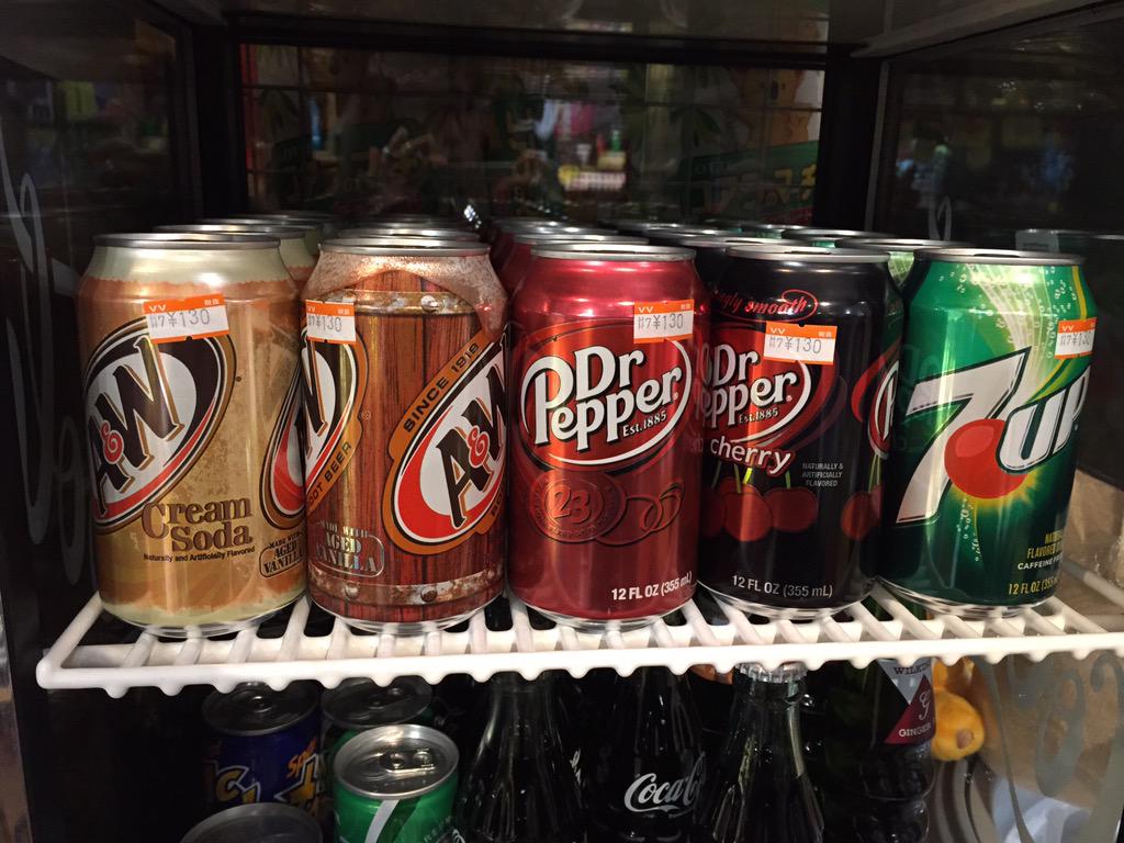 ｳﾞｨﾚｯｼﾞｳﾞｧﾝｶﾞｰﾄﾞ 三宮店 Twitterissa お待たせしました 長らく欠品していた ドクターペッパー ドクターペッパーチェリー 7up A Wクリームソーダ A Wルートビア まとめて再入荷しましたーー Http T Co Ggzgpjy0se