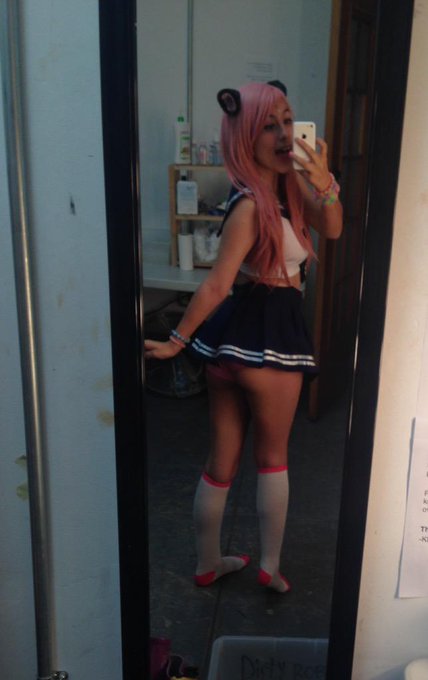 Can't wait to get my lil anime booty on cam tonight<3 I'll be on @kinklive at 11PM with a $5 fucking<a href="/tag/imlive"class="tags"><span>#imlive</span></a>